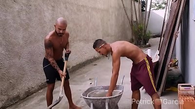 O Pedreiro dotado (Augusto phellipe) e o ajudante tarado