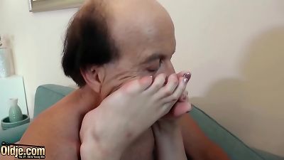 youthful dark-haired gets torn up in her cootchie by wild grandfather