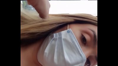 No pantys at the bus... provocating the passagers.. letting the play with my pussy... wanna watch the conclude video? Onlyfans: bolivianamimi