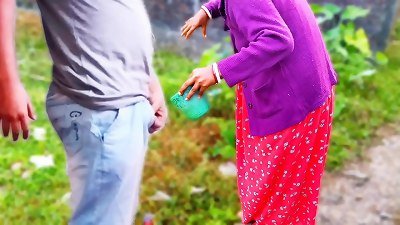 Everbest Homemede hard-core harsh torturous nail outdore on road