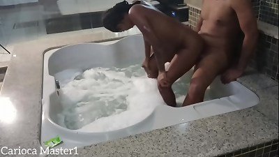 horny invited me to enjoy a molten bathtub