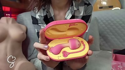 Sarah Sue Unboxing PinkPunch Sunset Mushroom massager