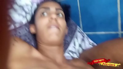 He put his hard-on in Novinha until he spunks | teenage casting...