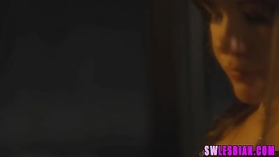 2 young damsels licking their twats