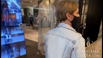 strolling in the mall I faced a buddy and guess what? - onlyfans.com/cassianacosta