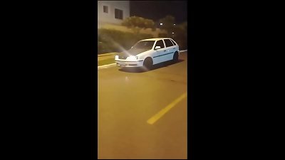 I took the 16v cuckold's aim by striking the tucho and went to lick his daughter's butt