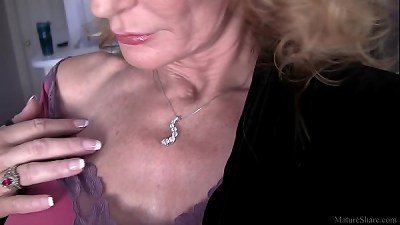 cool grandma solo action in fullhd