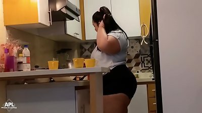 My neighbor's bi-atch always comes to the door showing her large ass, but this time I was able to nail it until it was filled with internal ejaculation - total story