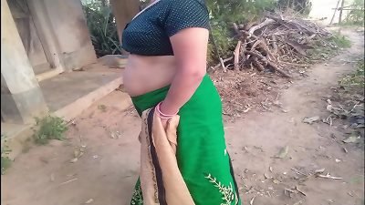 Bhabhi in green sari ravages under tree in the area hardcore Bhabhi orgy
