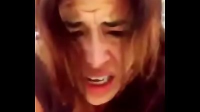 Te gusta que te lo meta por el culo tia? Madura cogiendo con el sobrino