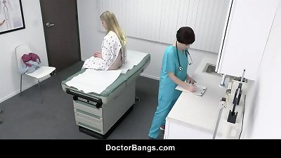 cute teenage Getting off the hook treatment from freak medic and Nurse - Harlow West